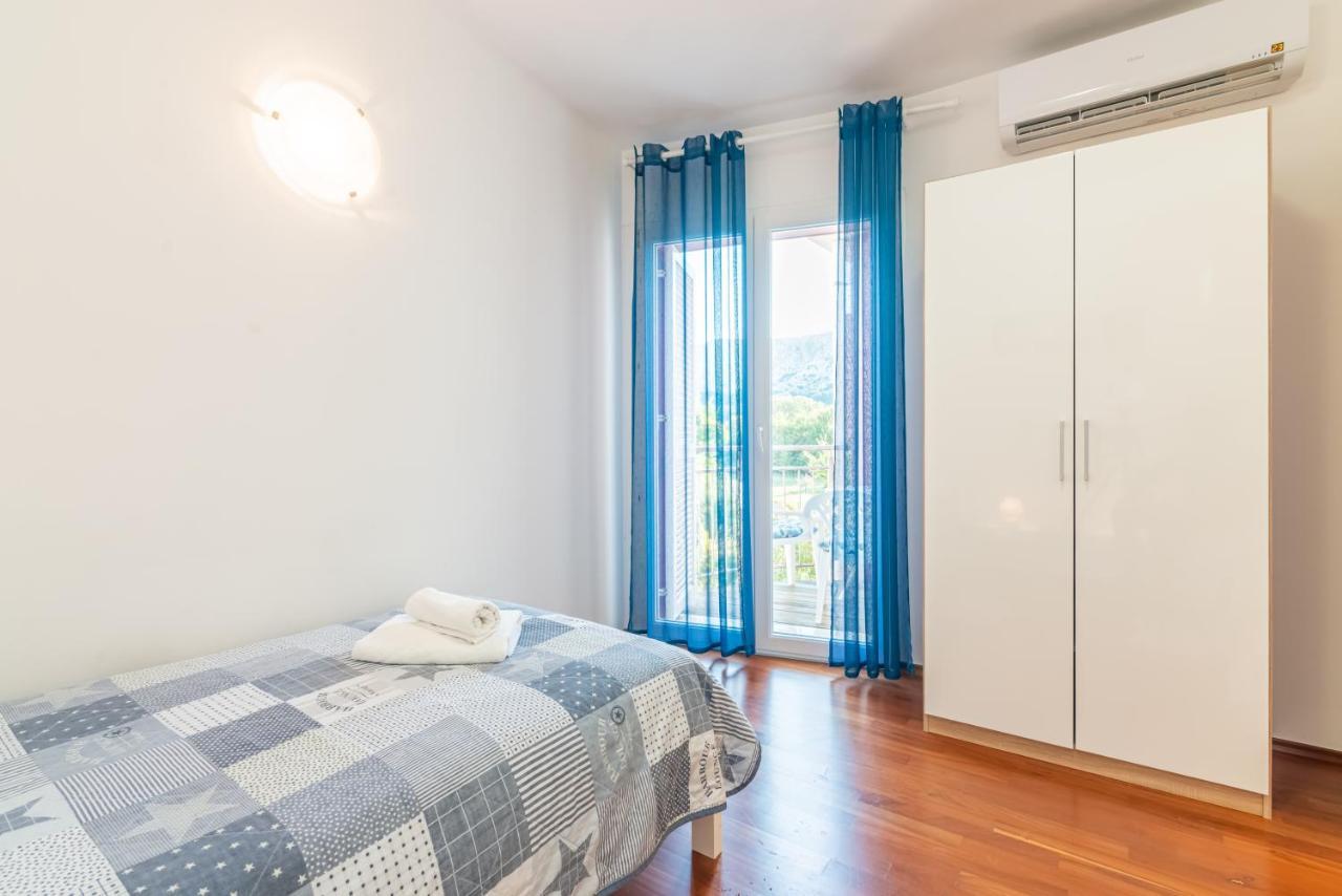 Apartment Mimoza 5, Baska, Krk Esterno foto