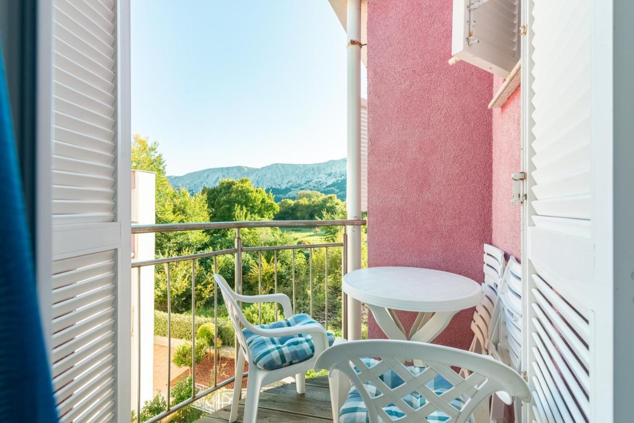 Apartment Mimoza 5, Baska, Krk Esterno foto